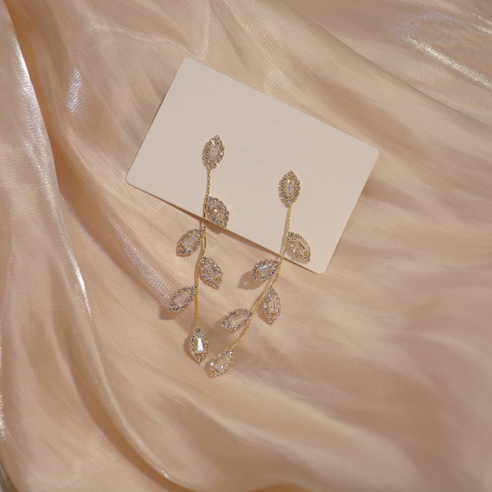 NEW 14K Gold Plated Diamond Leaf Drop Earrings a - Picture 7 of 7